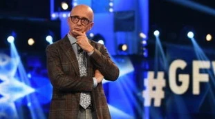 Grande Fratello Vip, clamoroso Signorini: non molla alla Marcuzzi, va in diretta da solo