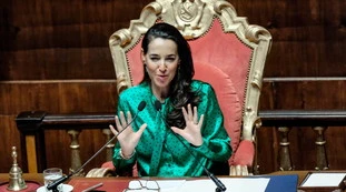 Licia Ronzulli su Decaro: "Indagini doverose ma niente scalpo, non siamo la sinistra"