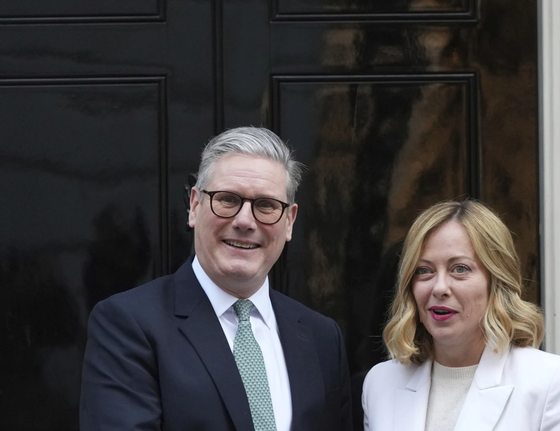 Regno Unito, Starmer copia Meloni: replica del protocollo Italia-Albania