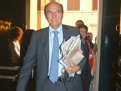 Bersani: "Non credo alla patrimoniale. Con Monti nessun patto ma discussione civile"