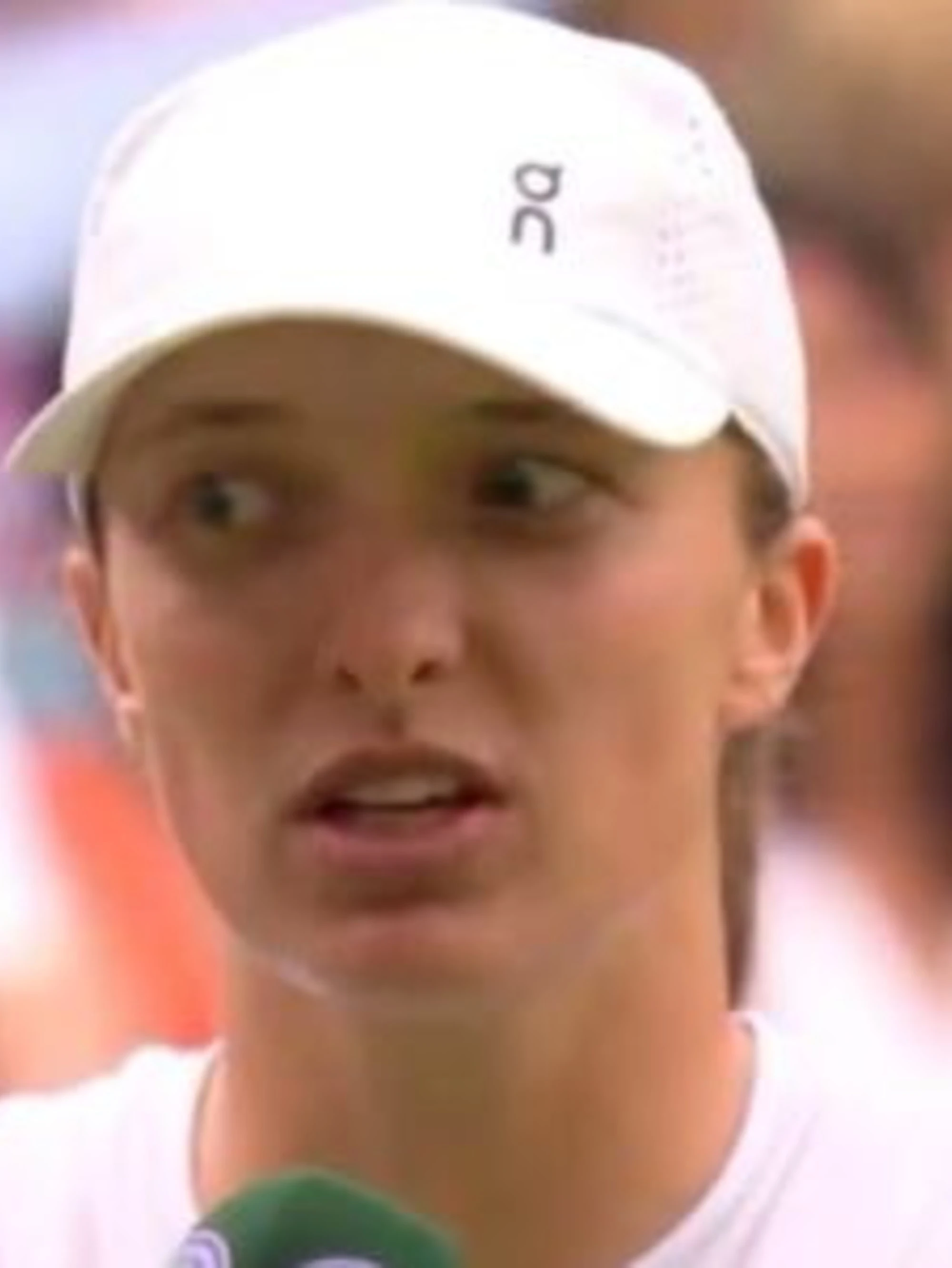 Wimbledon, Iga Swiatek sconcertante: "Stasera mi mangio la pasta con le fragole"
