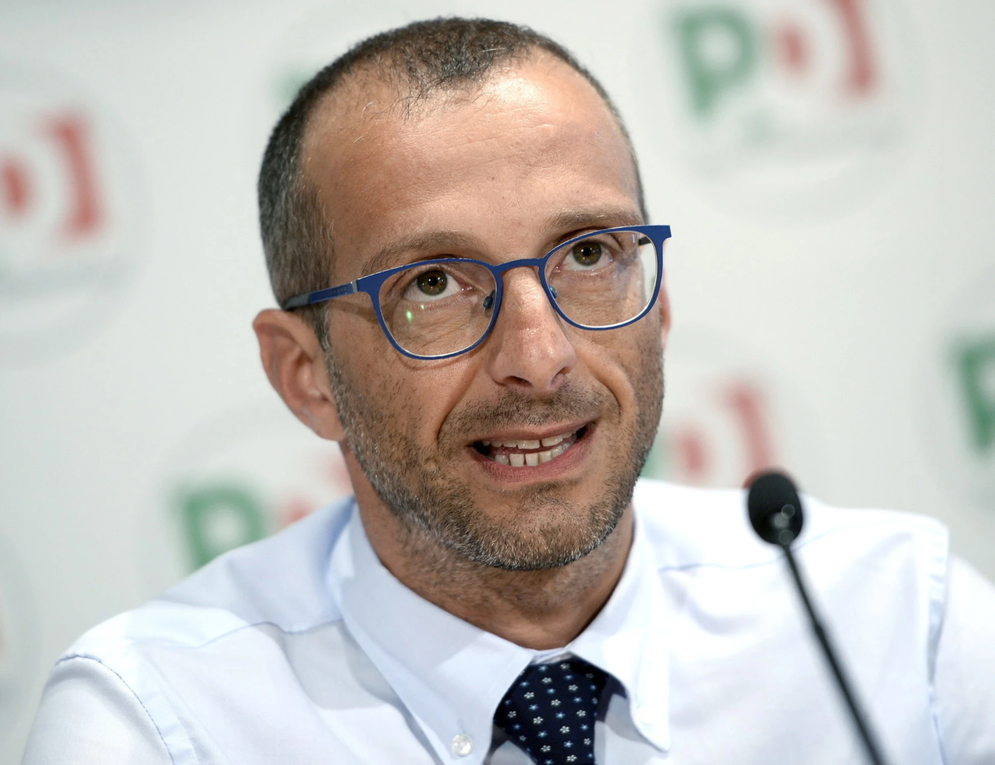 Matteo Ricci, il M5s rosola il candidato: "Prima chiarisca in Procura"