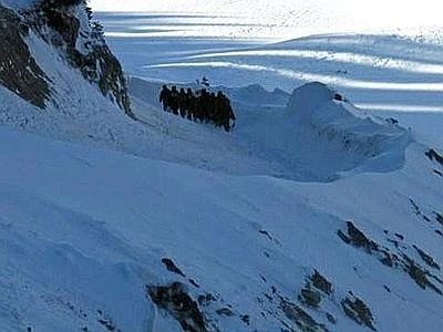 Un 15enne travolto da valanga a Claviere Corsa contro il tempo per salvarlo