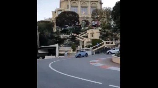Montecarlo, "come in F1": a tutta velocità, finisce in disgrazia