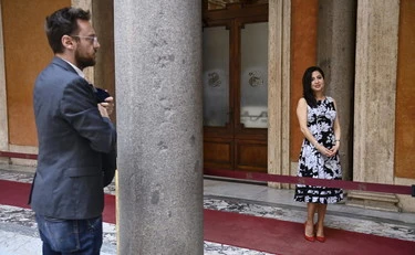 Pd nel caos, caccia al traditore: "Chi ha votato per Gasparri?"