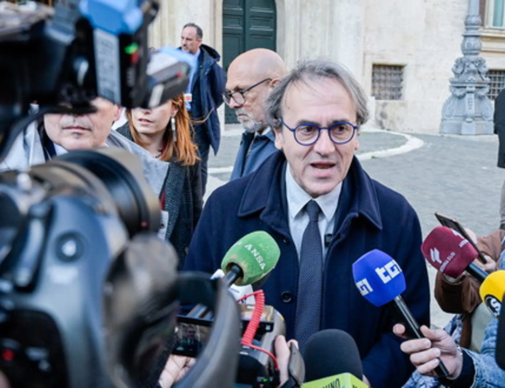 Leggi l'articolo: Bonelli si rimangia tutto, fango su Meloni: "Arrivata tardi, crolla l'internazionale nera"