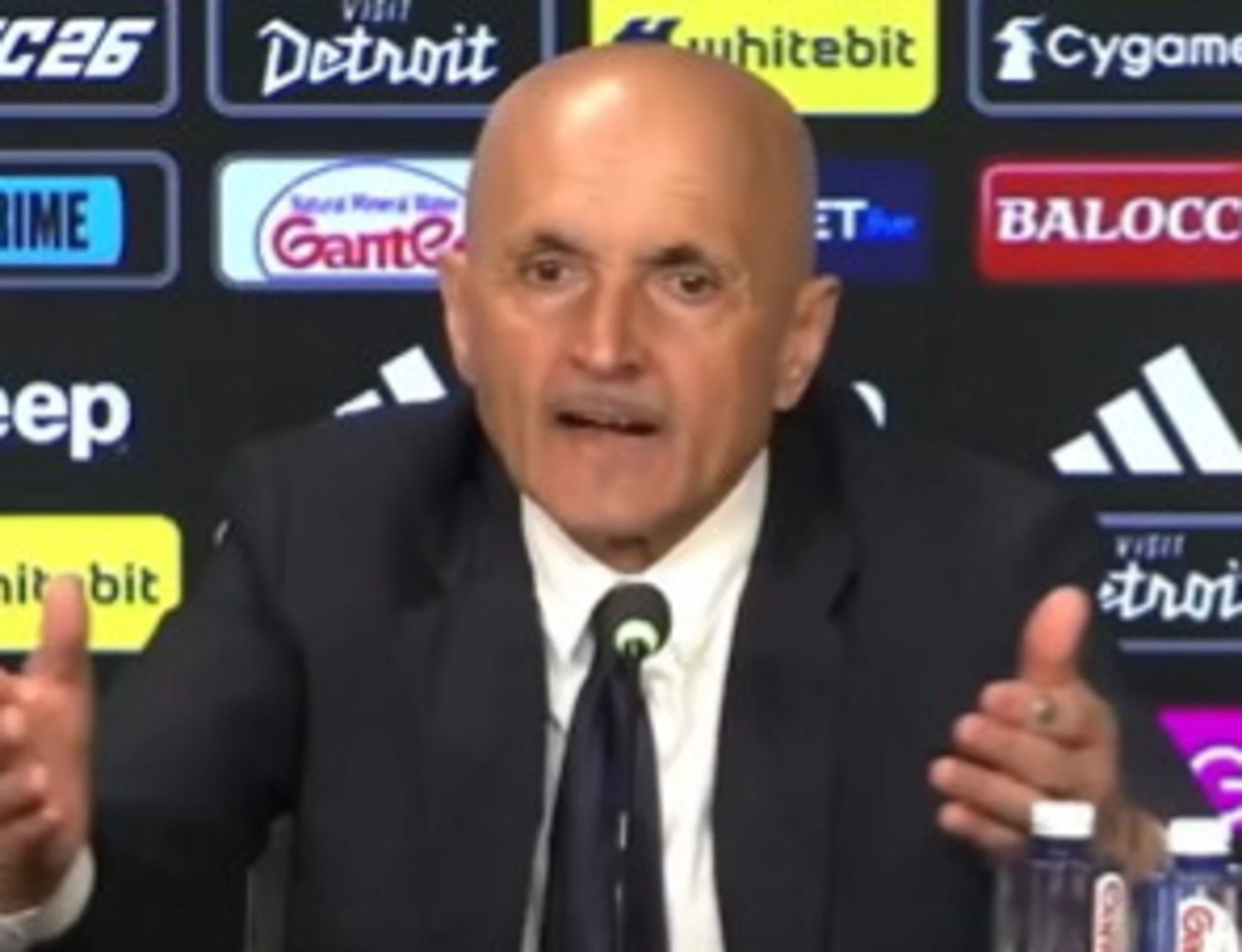 Juventus, Locatelli sbaglia il rigore e Spalletti sbrocca: "Maremma impestata, si va in manicomio"