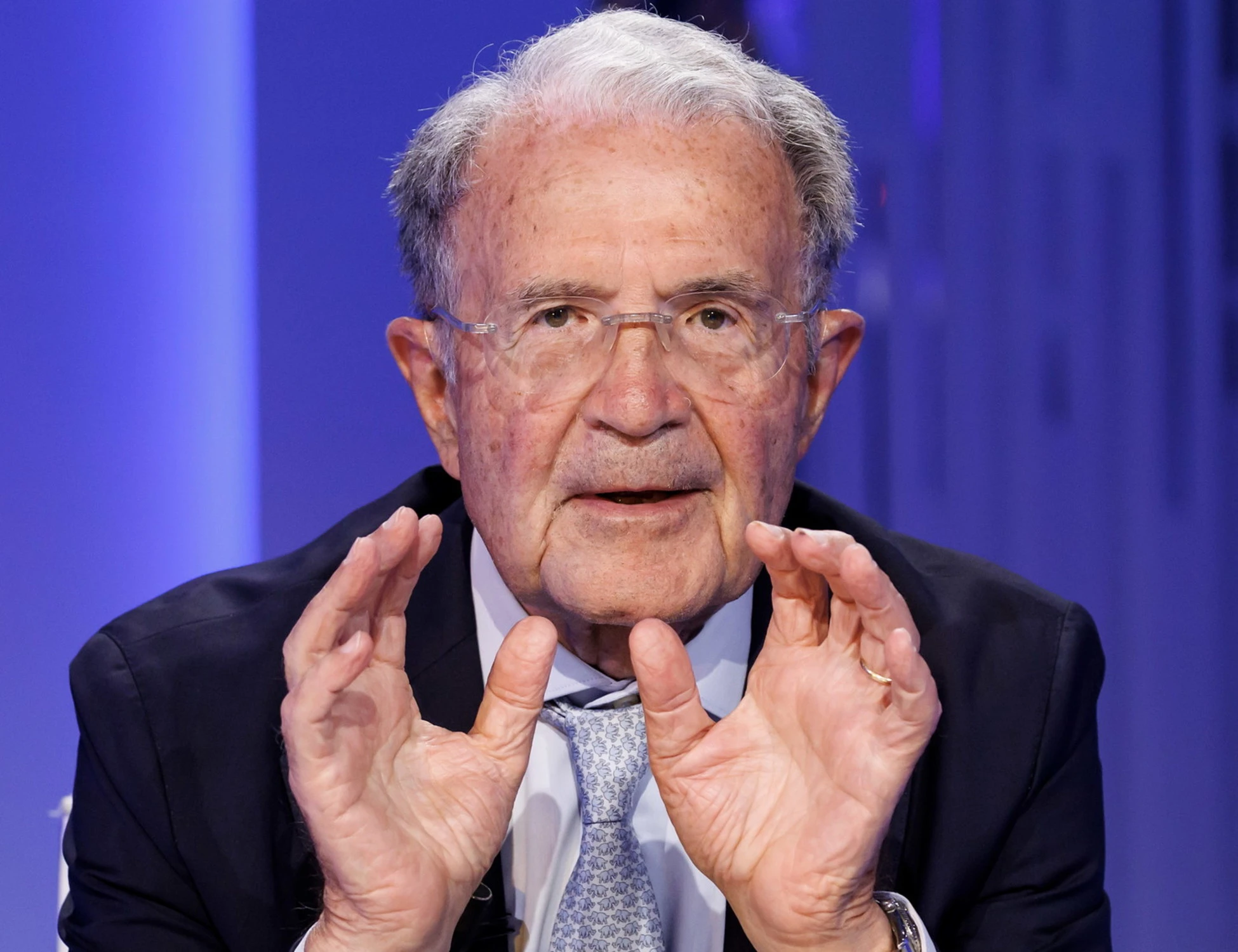 Prodi, le parole su Meloni: ce l'avessimo noi una come lei
