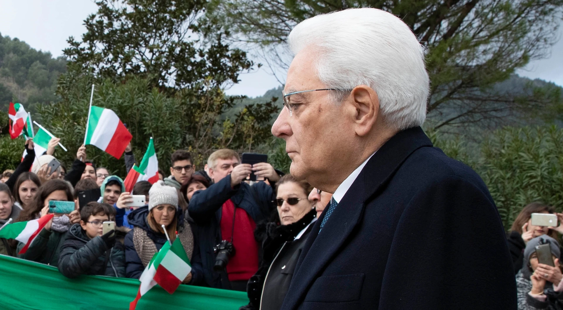 Luigi Bisignani, la bomba: "Perché Sergio Mattarella non spende una parola in difesa di Giovanni Tria"