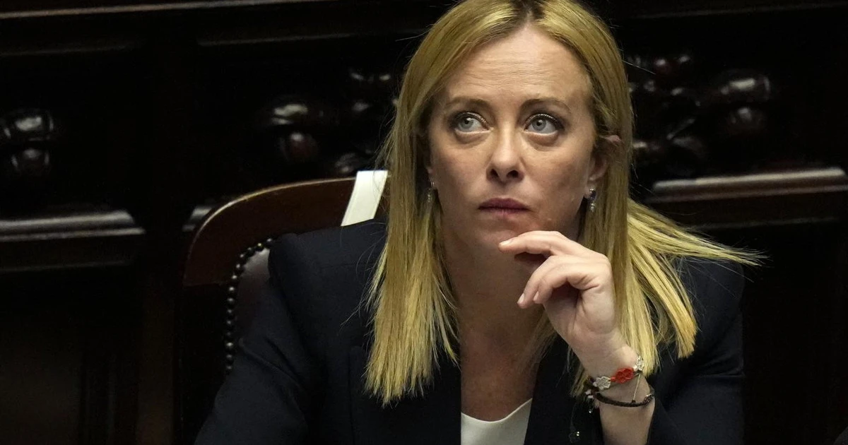 Giorgia Meloni, il diktat a FdI: "Fate veloci, lasciate tutto"