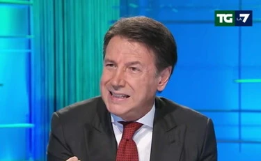 Conte da Mentana, fango su Meloni: "I patrioti vanno a compiagere le agenzie di rating"