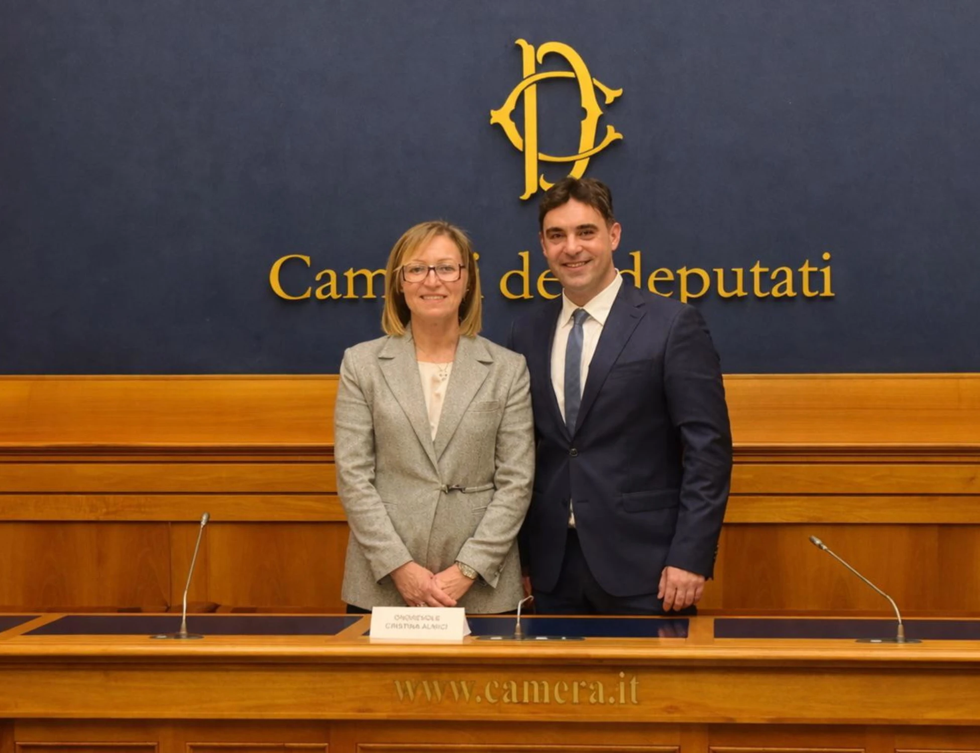 MICHELE INZAGHI: LA SUA RICERCA DEL “SORRISO MAGNETICO” PRESENTATA A MONTECITORIO: E’ LUI L’AMBASCIATORE DELL’INNOVAZIONE DIGITALE AL SERVIZIO DELL’ODONTOIATRIA