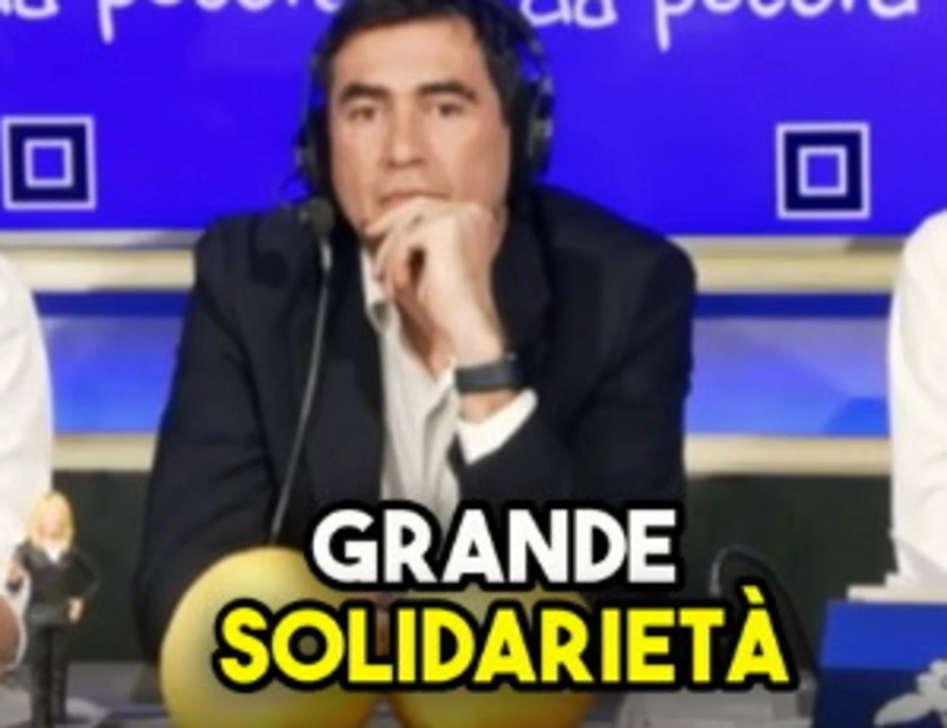 Un giorno da pecora, la fan degli ayatollah gela Fratoianni: "Una sorpresa per tutti"