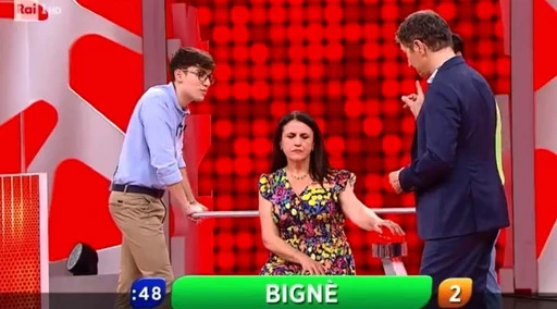 Reazione a catena, "passo!": caos in famiglia, Liorni costretto a intervenire