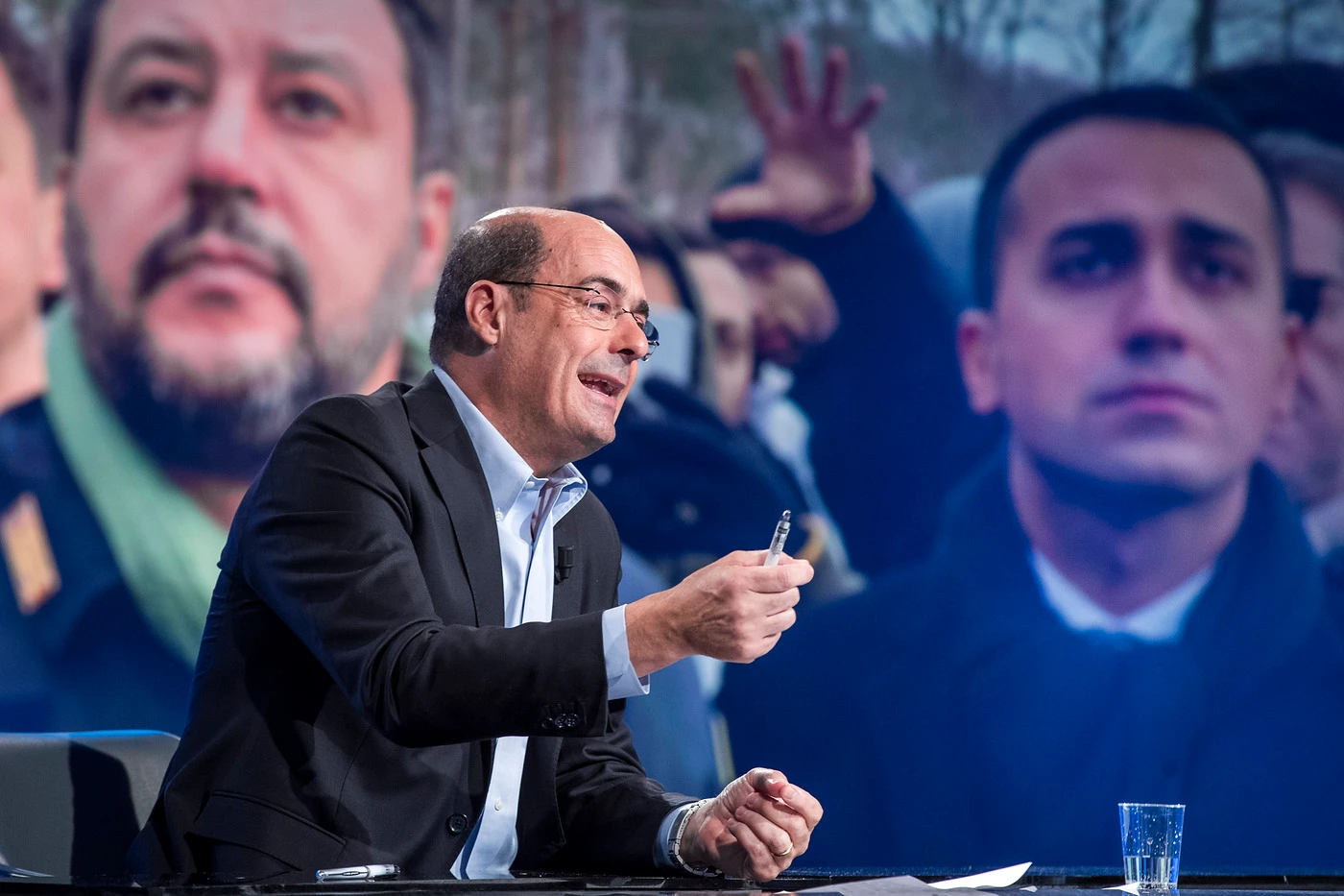 Pd e M5s, l'inciucio che i dem non vogliono. Slavina nel partito: chi sono i big pronti a lasciare Zingaretti