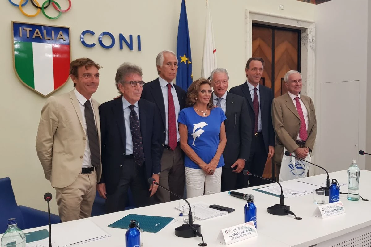 "ROMA CANOE MARATHON" E TEVERE DAY, DUE EVENTI PER L'AMBIENTE