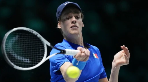 Jannik Sinner, "cinque giorni in tutto l'anno": la vita infernale di un campione, rivelazione sconcertante
