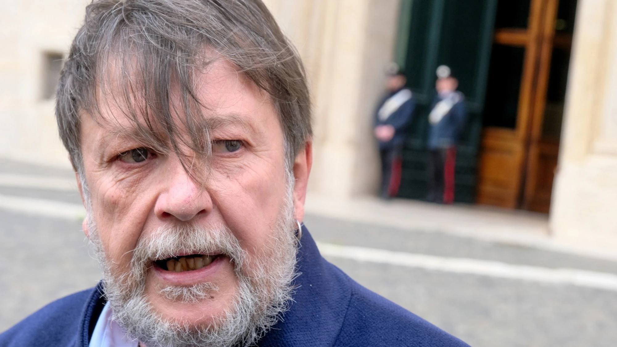 Casarini provoca: fa il tedesco per darci i migranti