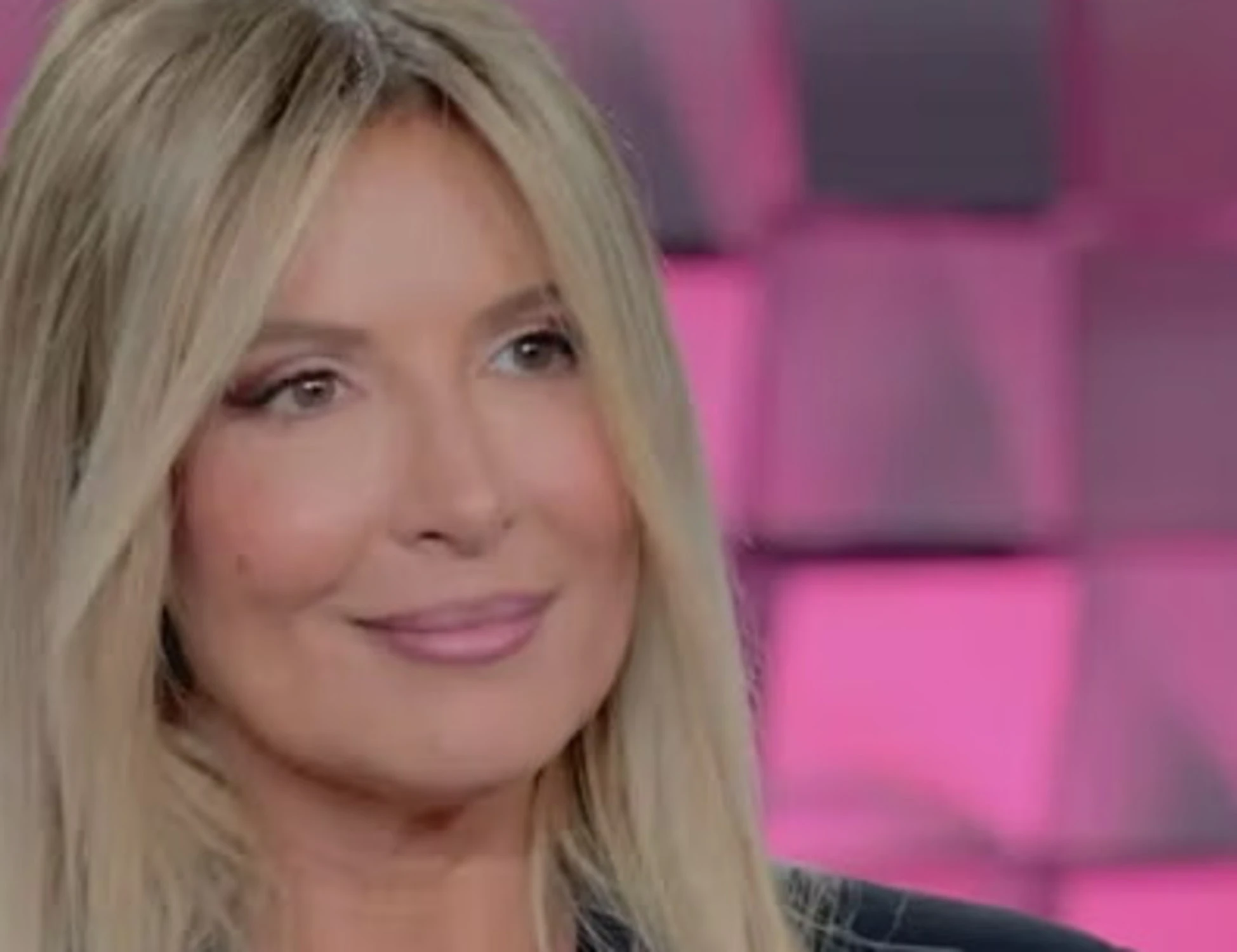 Verissimo, Selvaggia Lucarelli: "Matrimonio rimandato all'anno prossimo"