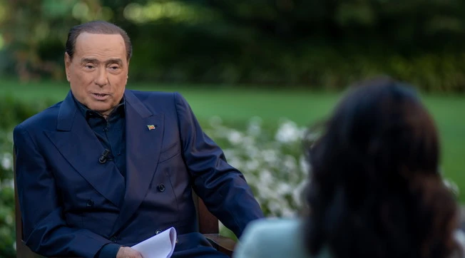 Silvio Berlusconi, indizio prima del voto: "Qualcosa si sta muovendo"