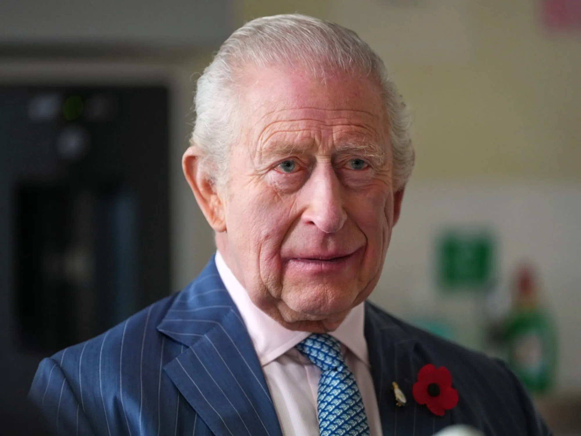 Re Carlo e il cancro, Londra sotto-choc: cosa farà questa sera in tv