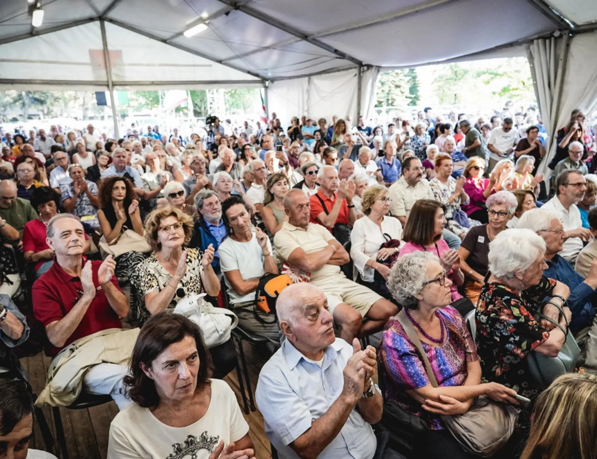 Leggi l'articolo: Chi sono gli invitati alla festa Pd: cos'è davvero la sinistra