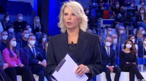 C'è posta per te, "notizia drammatica": la storia che sconvolge la De Filippi