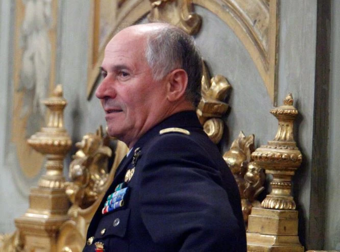 Festa della Repubblica, la protesta di tre generali contro i 5 Stelle: "Vuoto pacifismo, non ci saremo"