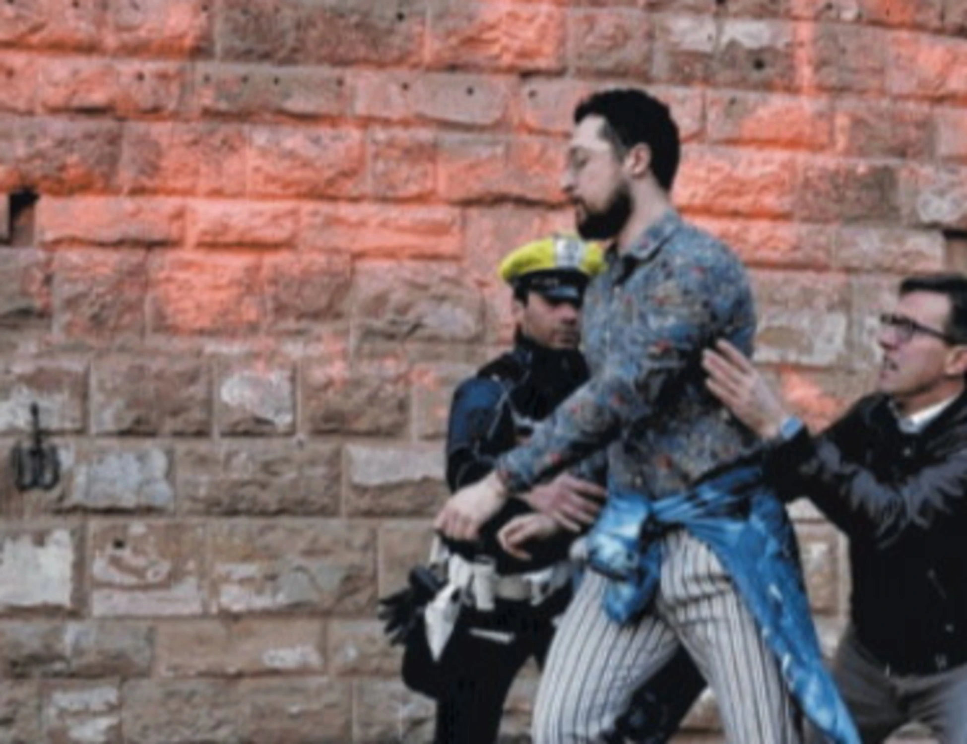 Firenze, Palazzo Vecchio rovinato dagli ecofolli