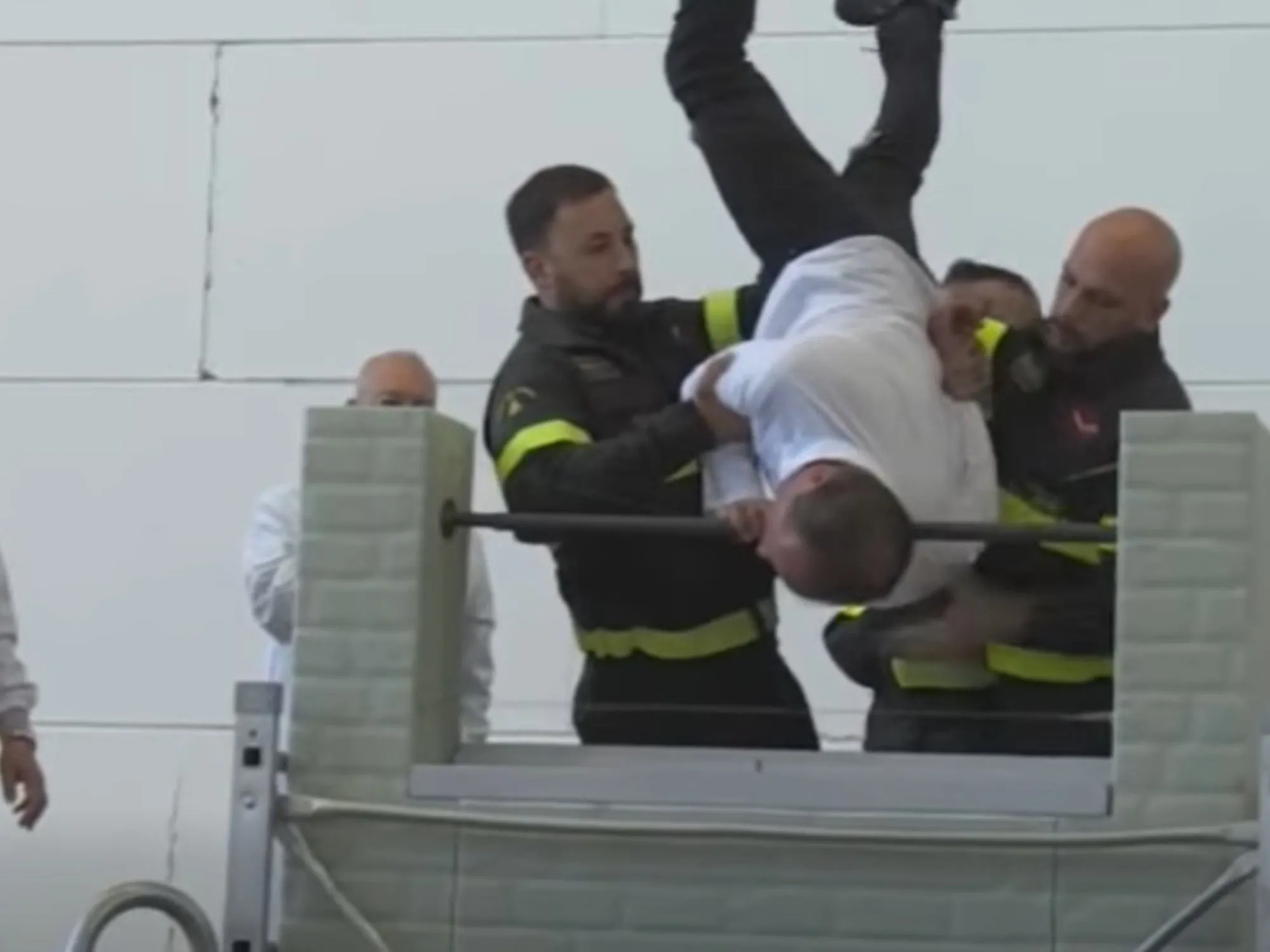Leggi l'articolo: David Rossi, "vi do i nomi di chi l'ha ucciso": terremoto finale