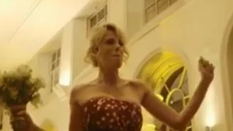 Alessia Marcuzzi, il video del matrimonio mai visto finora: gonna cortissima, roba da togliere il fiato