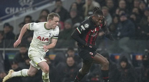 Rafa Leao, dopo i fischi di San Siro col Milan finisce malissimo?