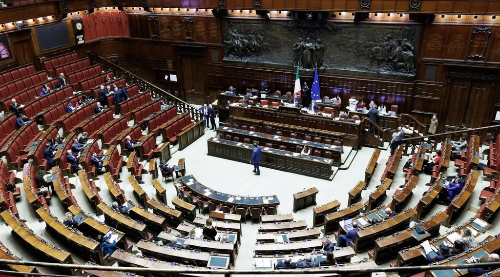 Santanchè, la sinistra si schianta: sfiducia respinta. Doppio suicidio politico in poche ore