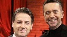 Giuseppe Conte e la foto con Scanzi, Luca Bizzarri: "Se sei premier questa foto non la fai, un amico..."