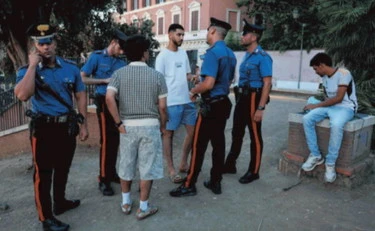 https://media.liberoquotidiano.it/s7872mlJKnGjLezs8NN3waA7aNJsJGG6euQEZGNgvCg/width:800/quality:90/aW1hZ2VzLzIwMjYvMDcvMzEvMDkwOTU5MTA0LWI2MzYzNTRkLTE5MWItNGViMC05M2ZkLTRlYjcyZDkxM2FlMy5qcGc.webp