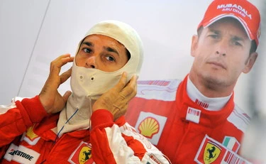 Ferrari, Giancarlo Fisichella vuota il sacco: "La foto che spiega tutto"