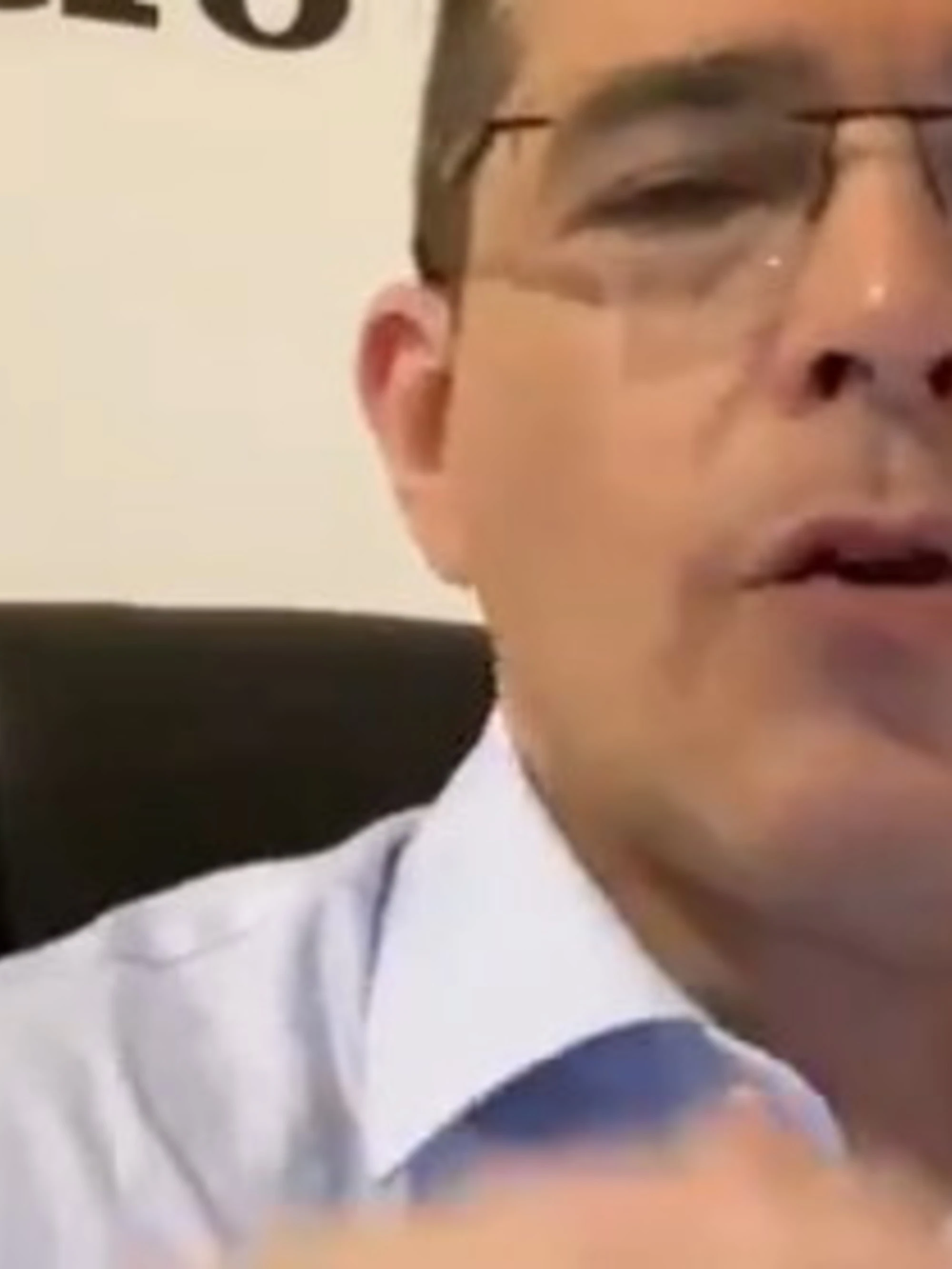 Capezzone: "Dalla farsa alla tragedia". Il prof anti-Meloni, cosa spunta sui giornaloni