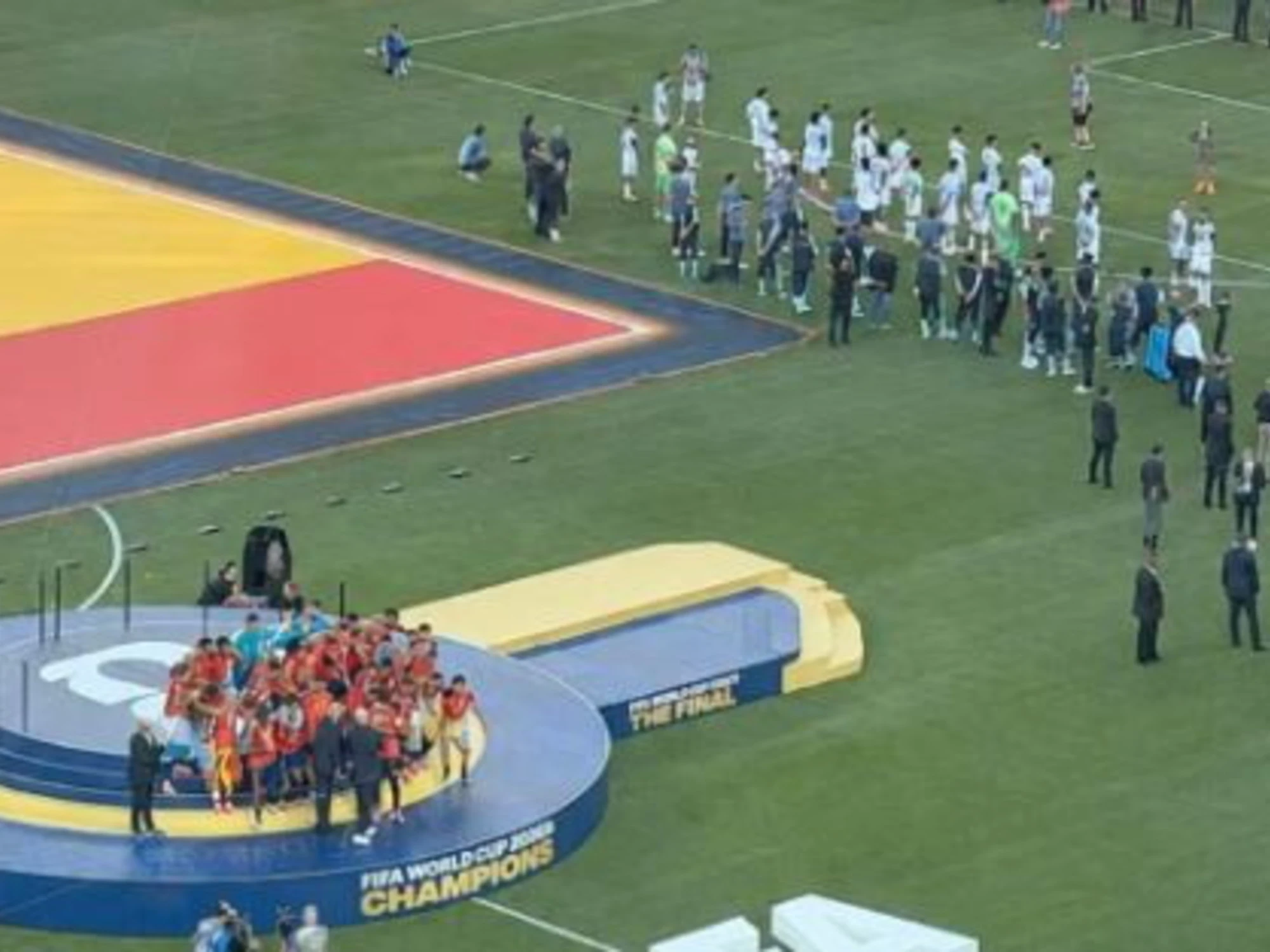 Mondiali 2026, il gesto della vergogna: cosa fa l'Argentina quando la Spagna alza la coppa