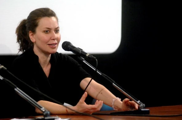 Sabina Guzzanti: "Il 4 marzo voterò per Potere al popolo"