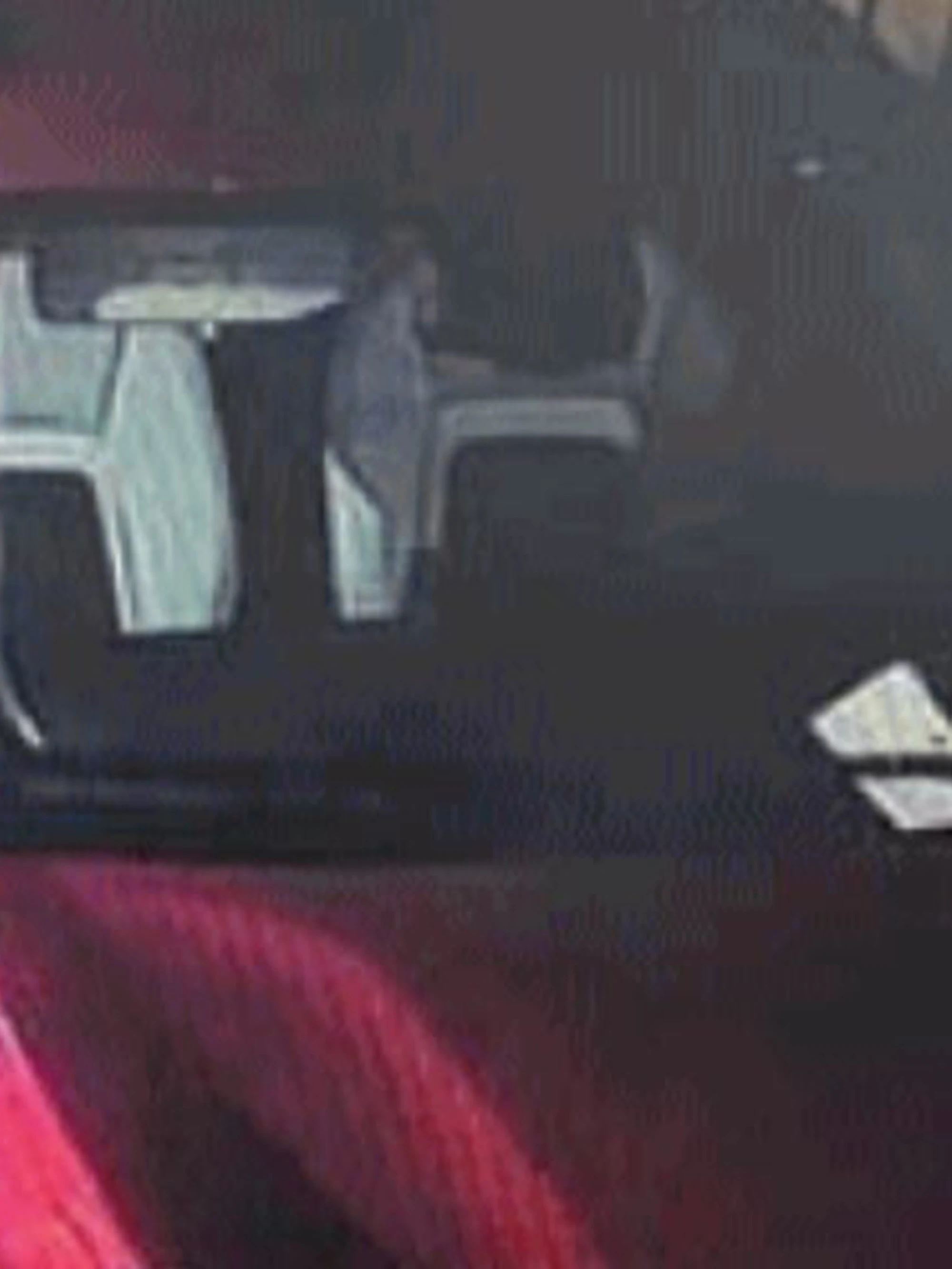 Il suv "antifurto" multato dai vigili: cos'è successo