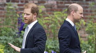 Principe William, il gesto choc alla cerimonia per mamma Diana: cosa ha lanciato contro il fratello Harry 