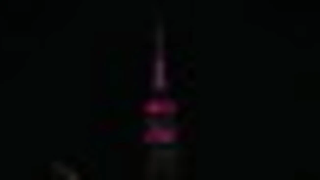 New York, Empire State Building in rosa per Dolly Parton