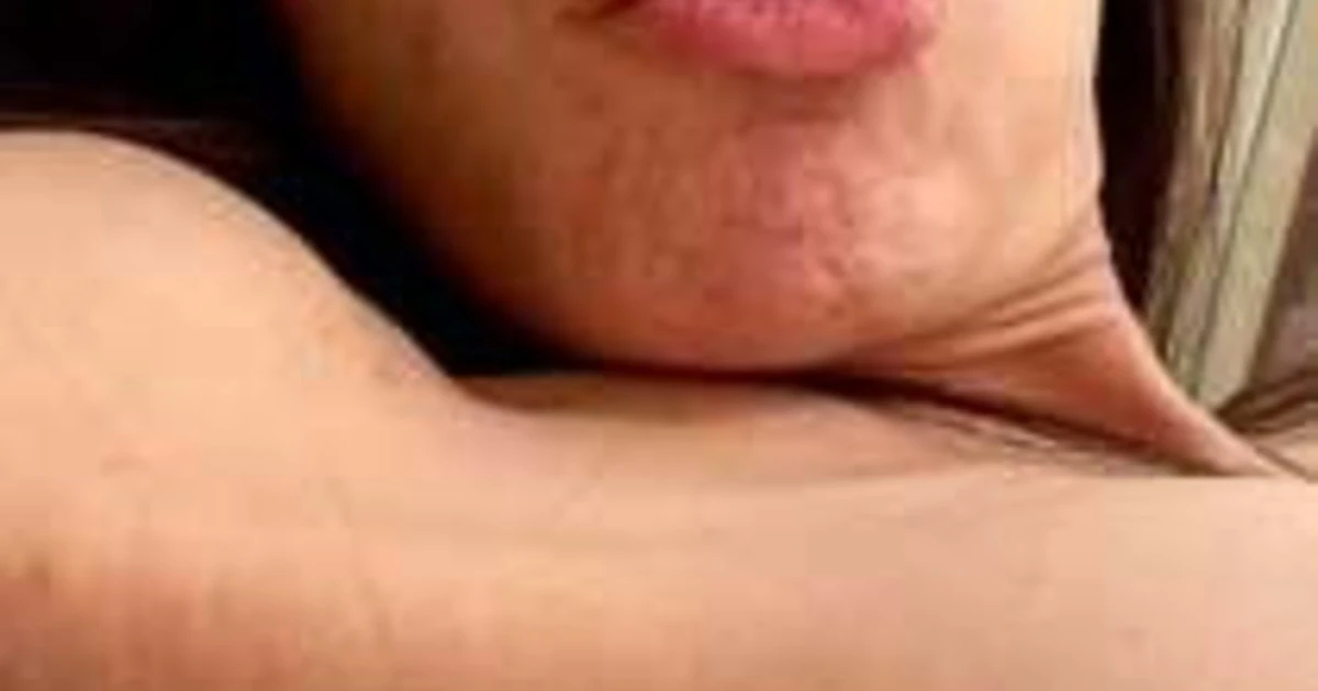 Vendetta a luci rosse, la principessa senza veli. Terremoto a corte: sapete chi è questa signora? 