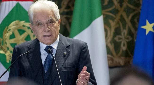 Sergio Mattarella, l'incubo del Pd: "Il M5s non presenterà un candidato con noi", spunta l'ipotesi di un presidente di centrodestra