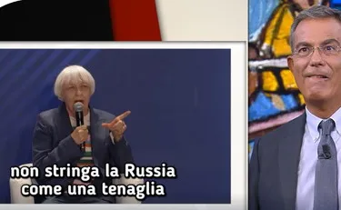1352x641