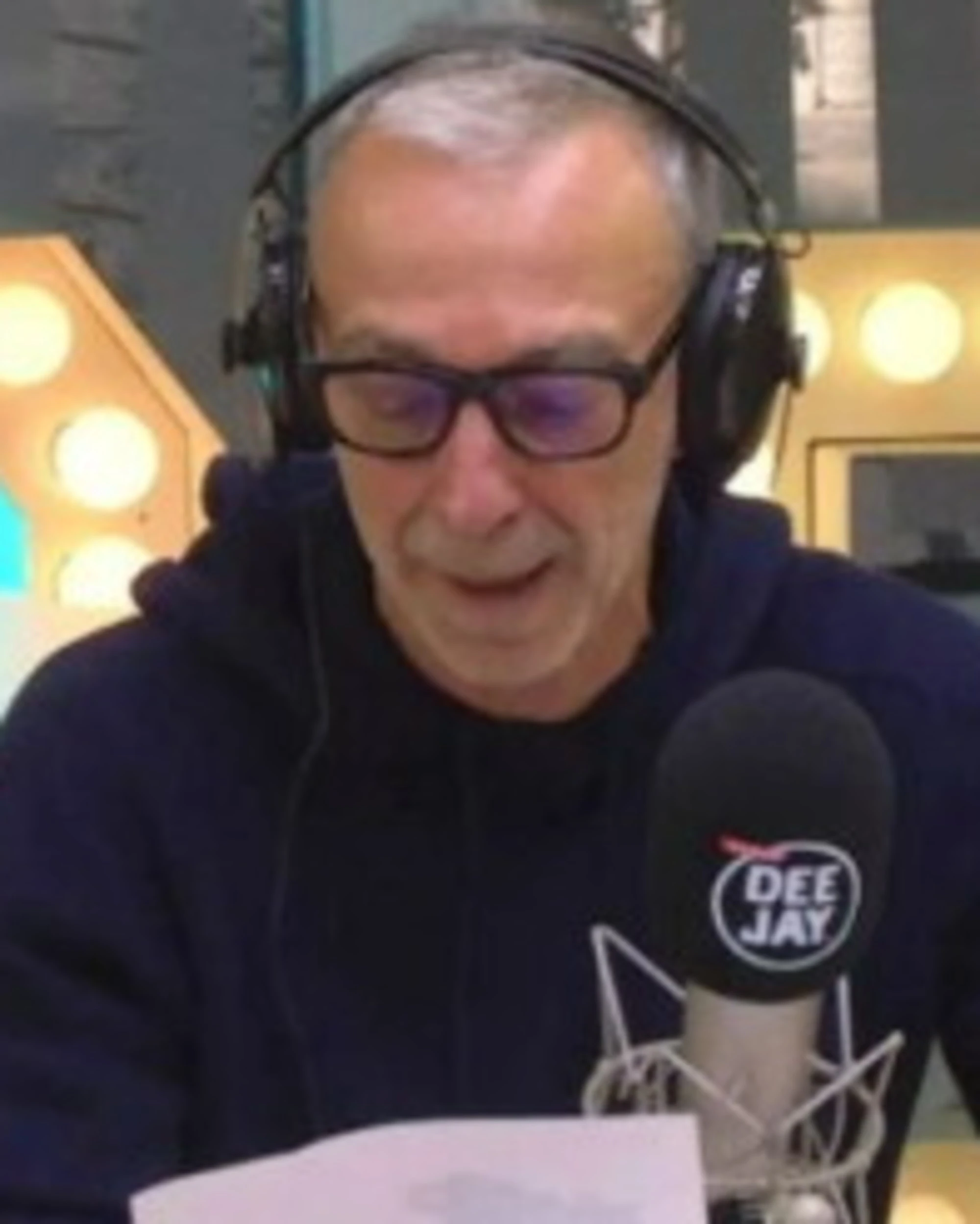 Linus spiana il Pd: "Persone cattive e superficiali"