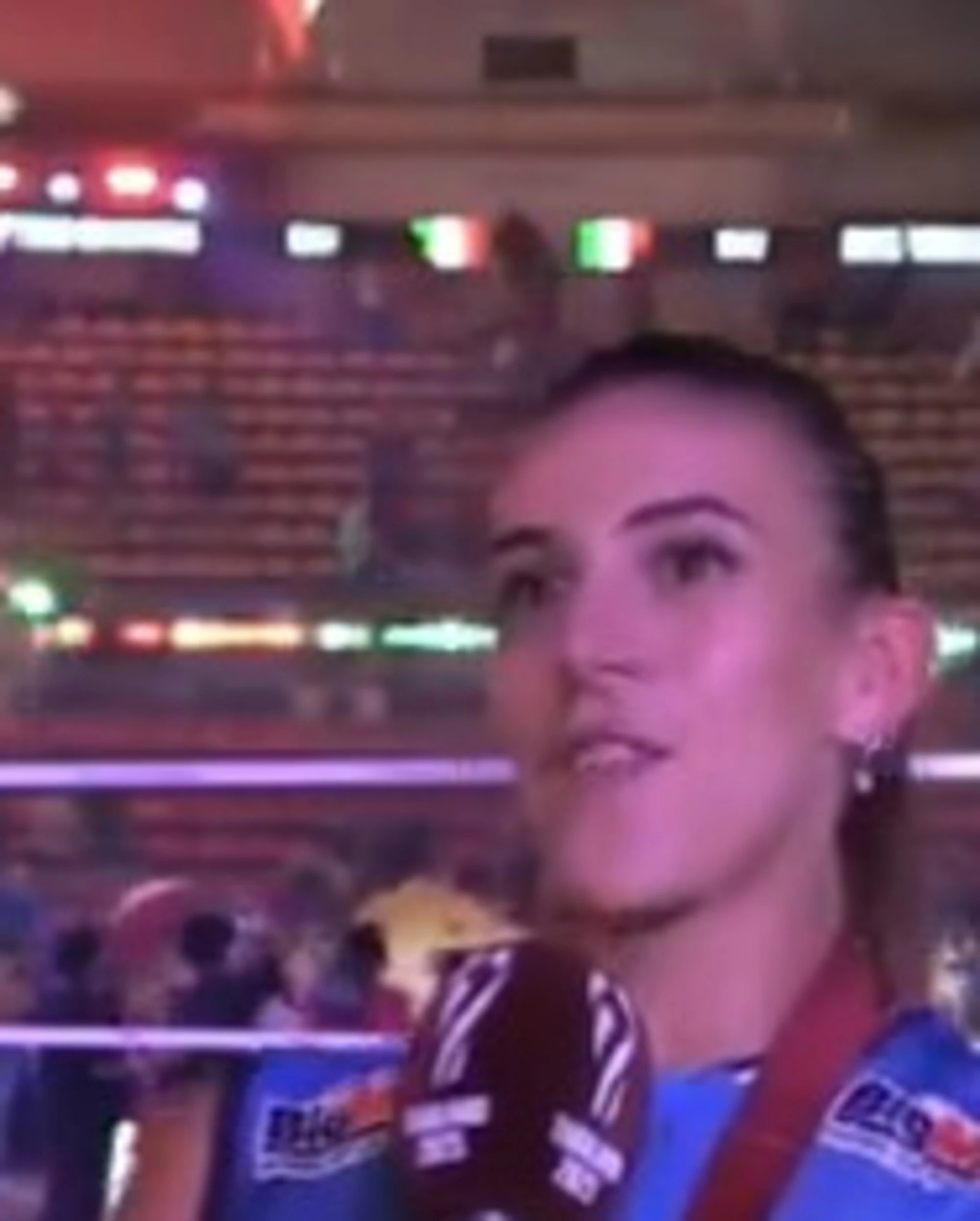 Volley, Alessia Orro incontenibile: cosa dice in diretta, giornalista in imbarazzo