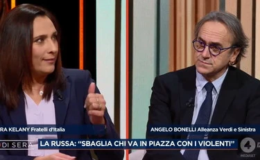 4 di Sera, Sara Kelani affonda Bonelli: "Li state coccolando"