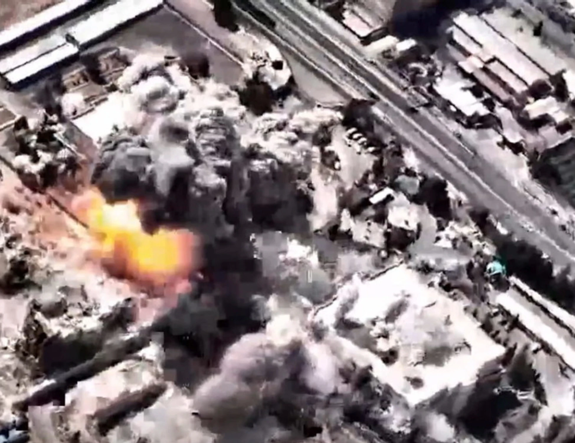 Iran, "la guerra durerà 4 o 5 settimane". Trump, 3 scelte per il dopo-Khamenei: la diretta