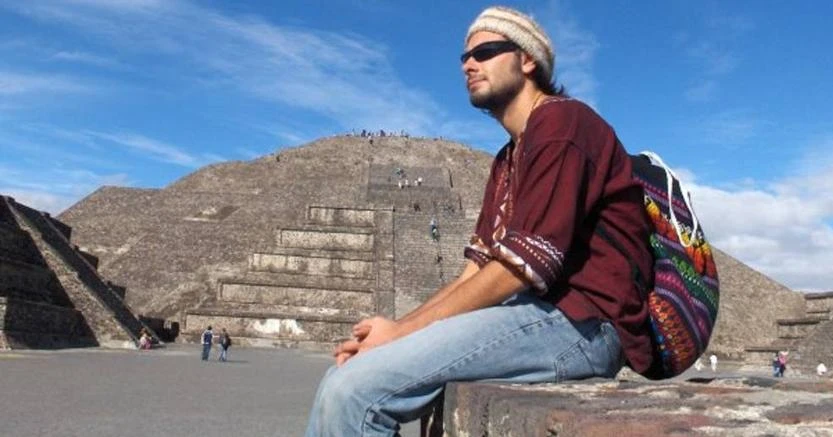 M5s, retroscena su Alessandro Di Battista: "Perché dobbiamo farlo ministro", follia grillina, Di Maio umiliato